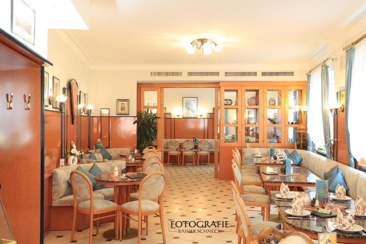 Hotel Cafe Am Donautor Kelheim Exteriér fotografie